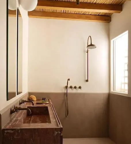 With Pool, Garden And View * Naousa